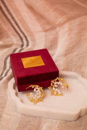 Sana Pearl Hoop Earrings