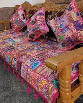 Khamma Ghani Kambadiya Charm Pink Sofa Throw & Cushion Cover-3 Seater