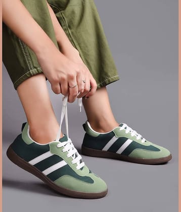 JM Looks White Women's Sneakers