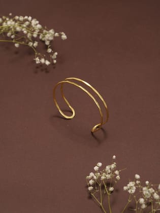 Sleek Line 2 way Brass Adjustable Bracelet (Anti Tarnish)