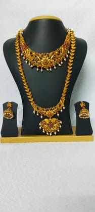 Elegant Gold Choker Necklace Set