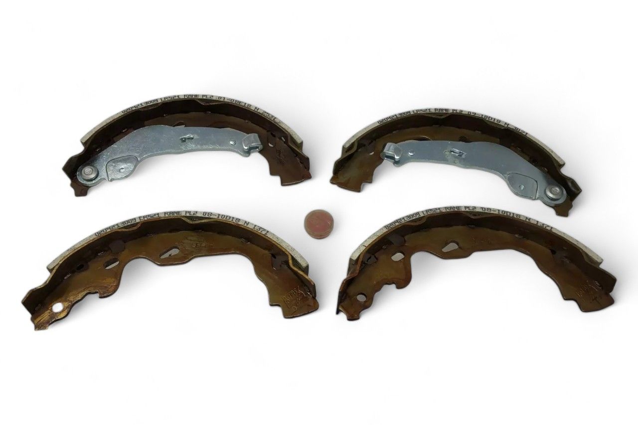 Toyota/Lexus Rear Brake Shoe Set AV976306
