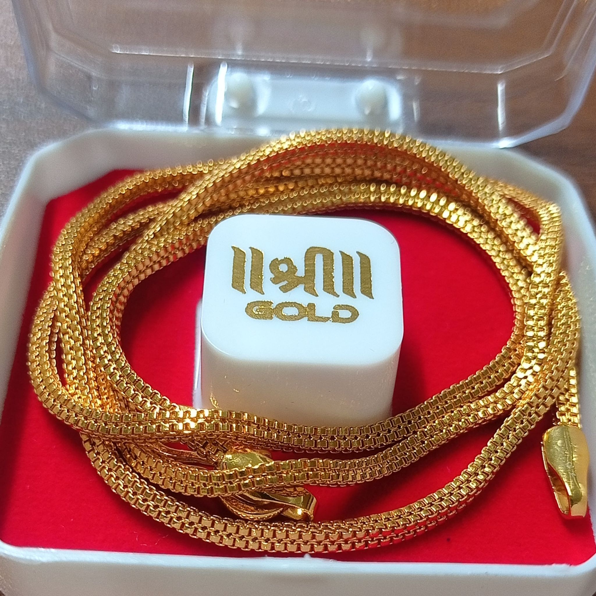 Luxurious Gold Plated Chain for Men & Women – Stylish & Elegant Gift, Timeless Design