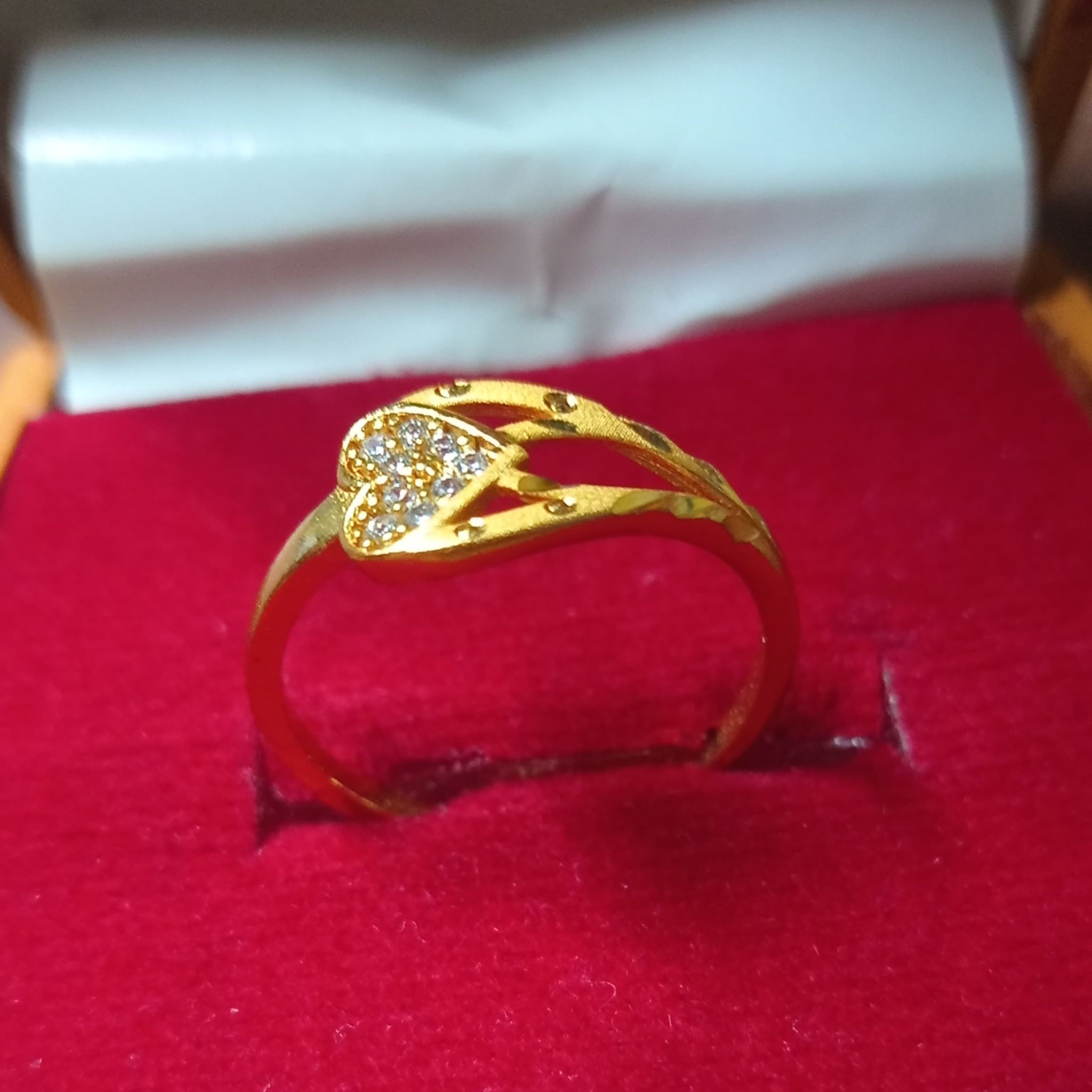 Romantic Charm Gold Plated Heart Design Ring – Elegant & Timeless Jewelry for Women & Girls