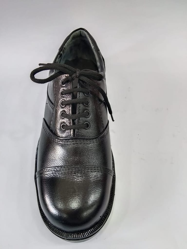 Modern Men Black Leather Formal Shoes for Men 2025 at ShopCircuit | ONDC