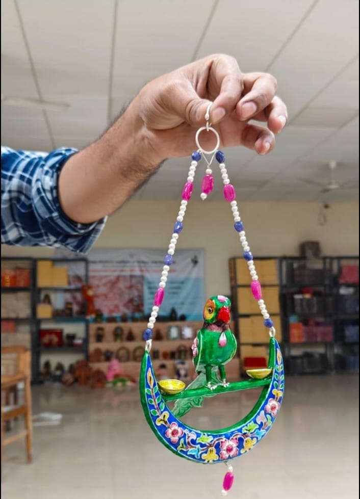 Silver Hanging Gulabi Meenakri Parrot - Home Decor