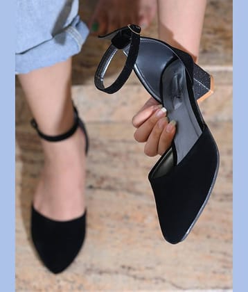Shoetopia Girls Black Heels