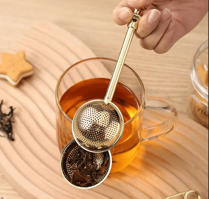 Old Harbor Tea Ball Infuser | Telescopic Tea Leaf Infuser with Handle | Tea Infuser | Made of Brass | Ideal for Loose Leaves | Green Tea Leaves Infuser | Reusable Tea Filter