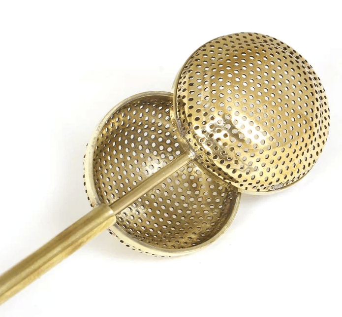 Old Harbor Tea Ball Infuser | Telescopic Tea Leaf Infuser with Handle | Tea Infuser | Made of Brass | Ideal for Loose Leaves | Green Tea Leaves Infuser | Reusable Tea Filter