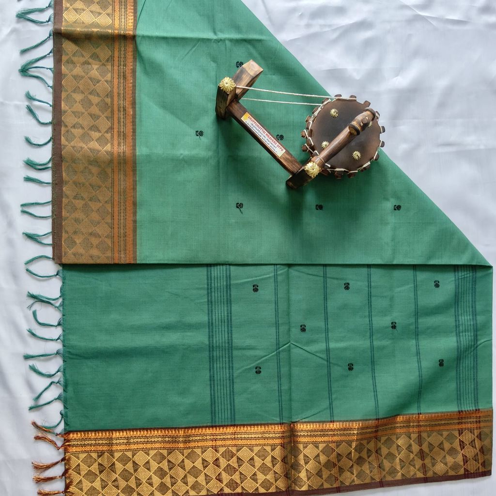 Pure Cotton Saree with Blouse Green color