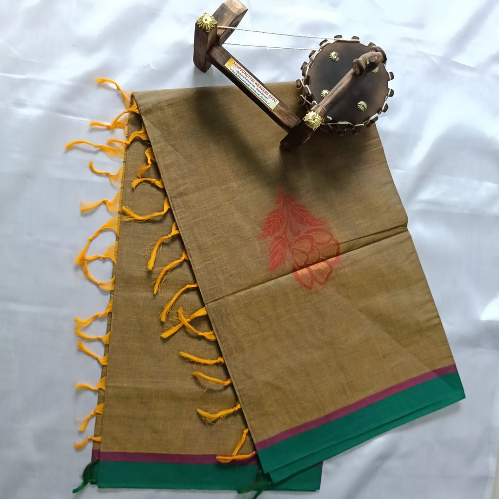 Pure Cotton Saree with Blouse Gold color - Sarees | Buy online on ZillyBuy