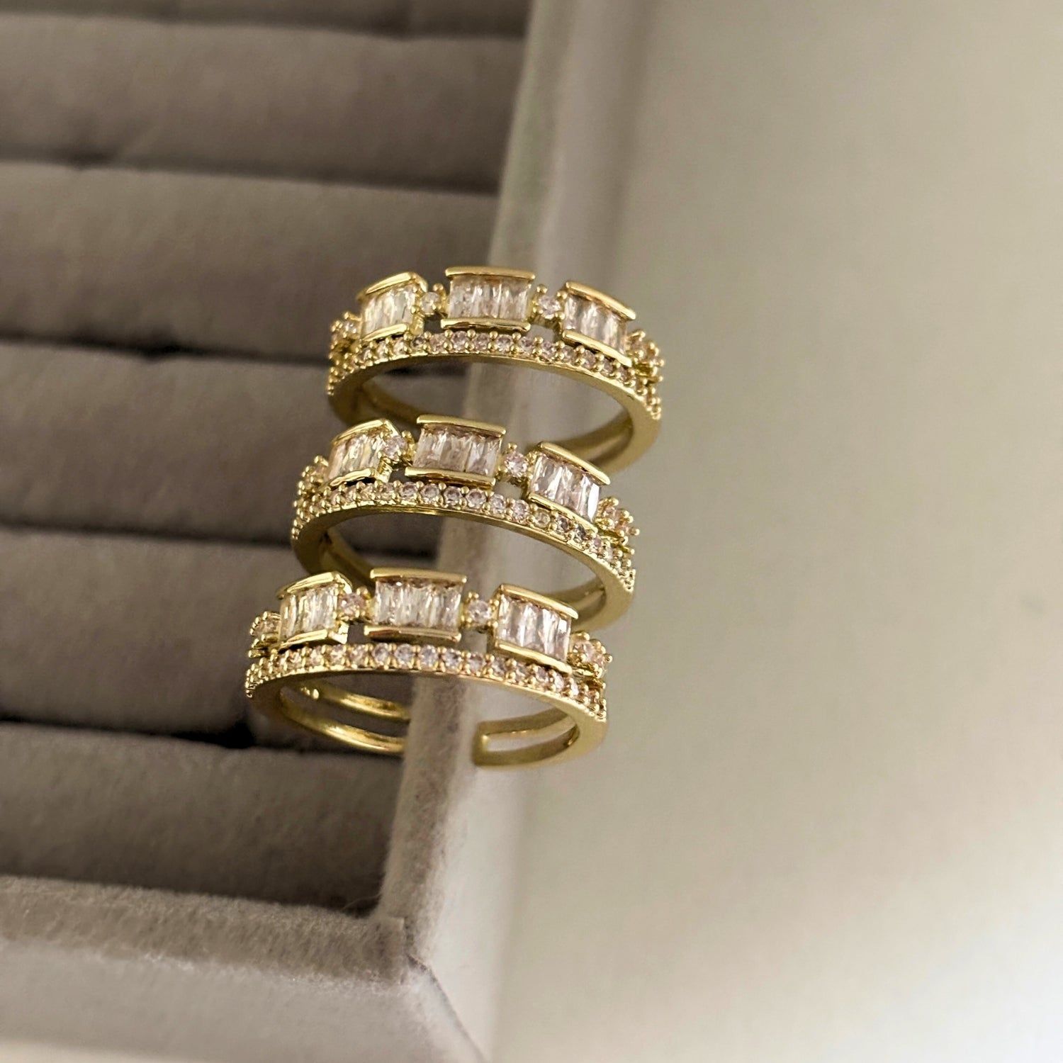 Aura Bar Stack Ring