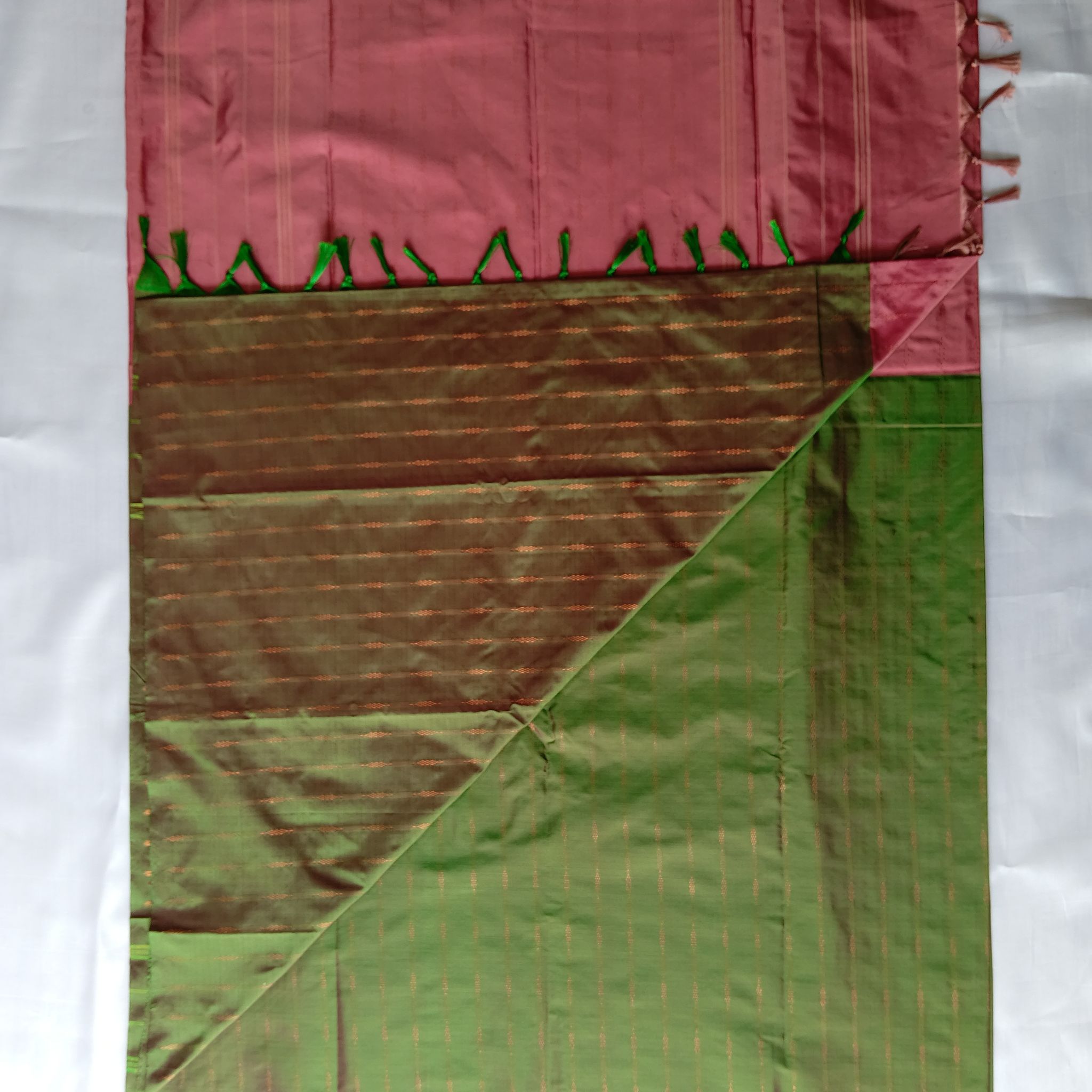 Aarani Silk Saree with Blouse - Pink