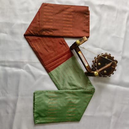 Aarani Silk Saree with Blouse - Green