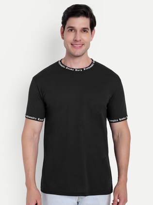 SCOTT FINCHER Black Crew Neck T-Shirt with "Fashionable Looks Very Fashionable" Printed on Collar and Sleeves : AA(NPH)BLACK_159