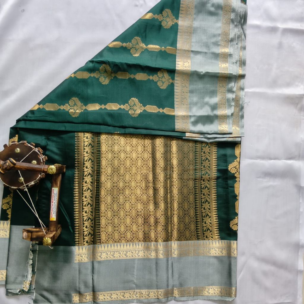 Soft Silk Saree with Blouse - Green