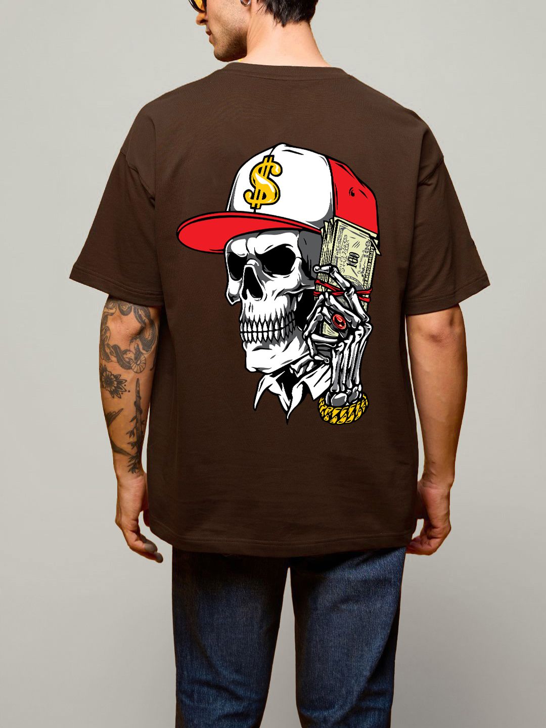 SCOTT FINCHER Men's Brown T-Shirt with a Graphic of a Skull Wearing a Hat and Holding Money : AA(ARN)BROWN_196