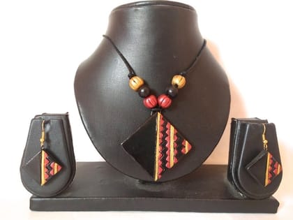 Kathakali pendant necklace set in terracotta