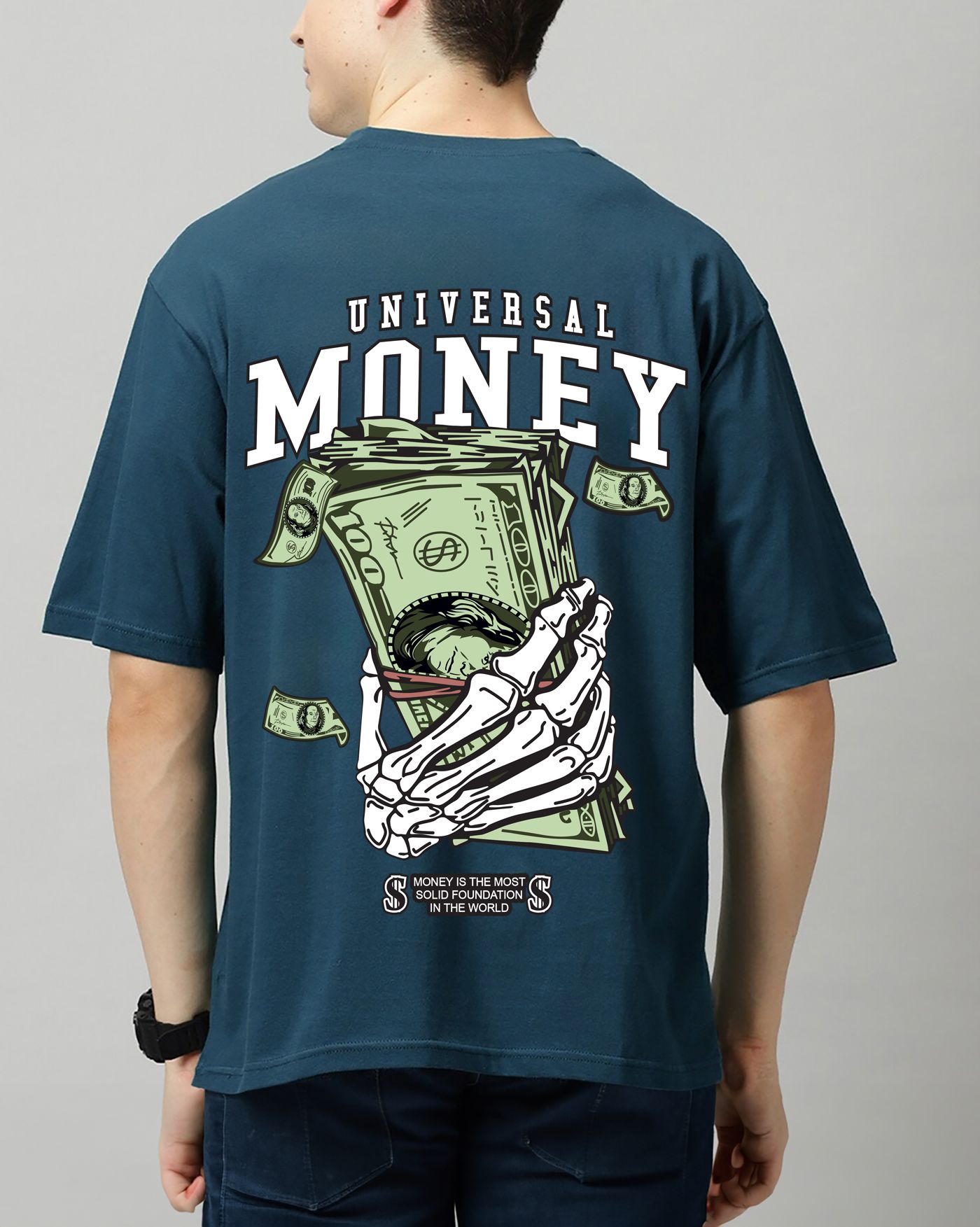 SCOTT FINCHER Men's T-Shirt Featuring a Graphic of a Hand Holding Money with the Text "Universal Money" : AA(ARN)TBLUE_220