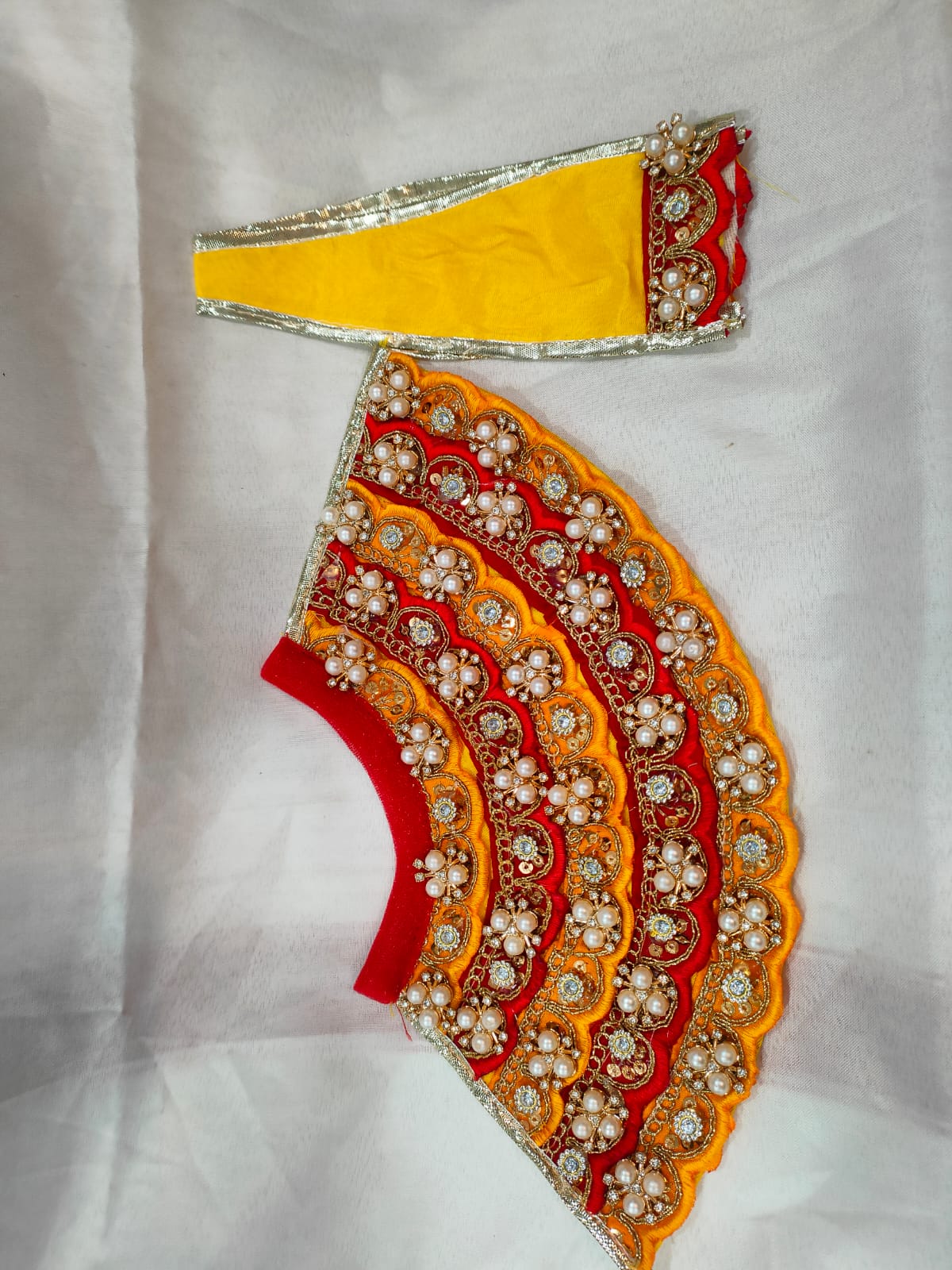 Designer poshak for Matarani size 6"