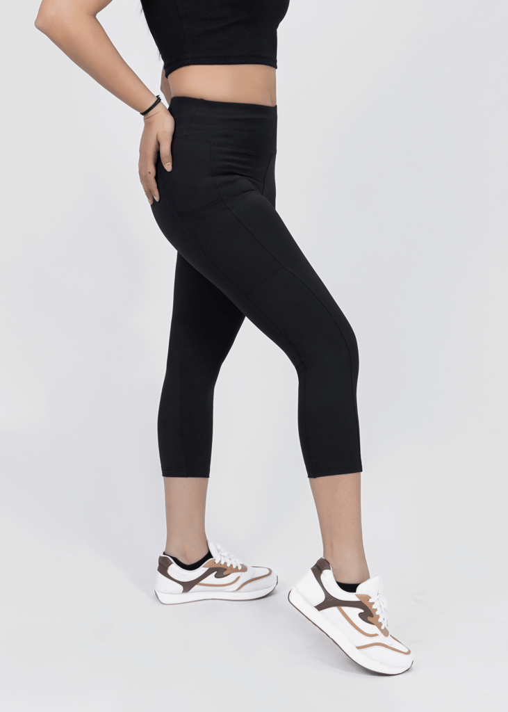 WUGO::Latest Trendy Women Sports Capri |Running Capri |Yoga-Gym Capri |Games and Playing Capri |Workout Capri For Women's & Girls (Imported Lycra 250-GSM)