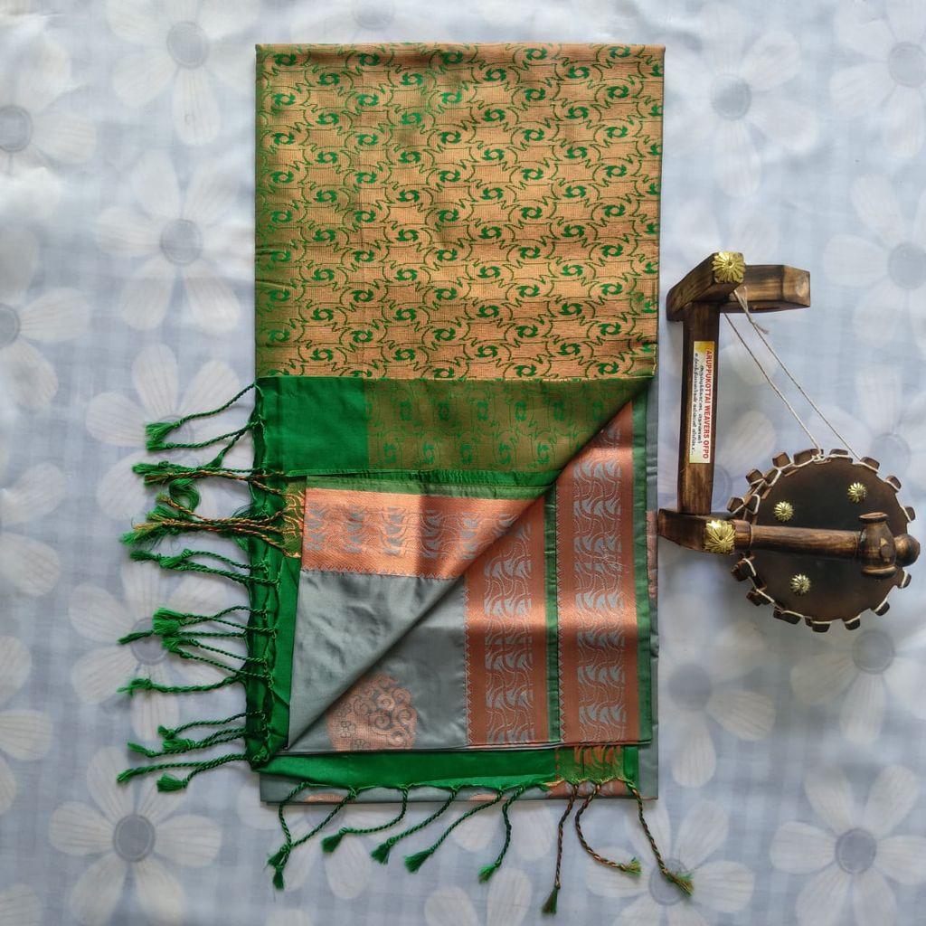 Soft Silk Saree With Blouse