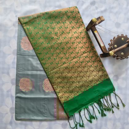 Soft Silk  Saree With Blouse