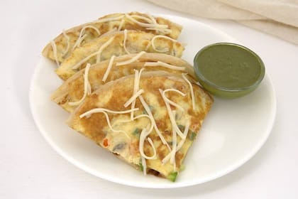 Mint Chutney Cheese Anda Paratha