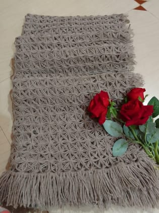 Knitted Scarf with Tassels - Winter Warmth & Style