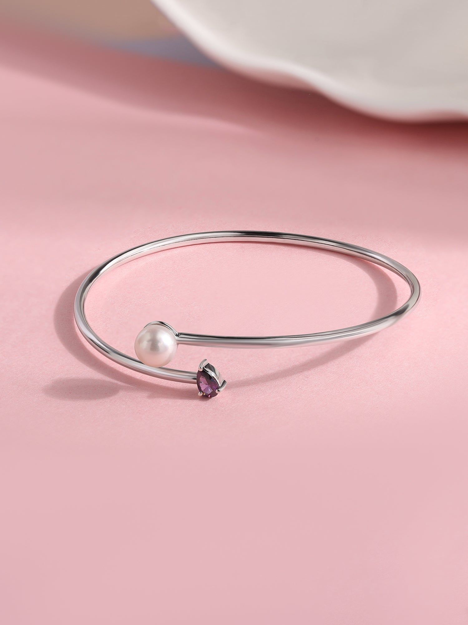 Pearl Amethyst Toi Moi Bangle
