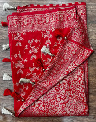 Banarasi Silk Saree – Crimson Red with Zari Weave & Tassel Border Banarasi Silk Saree – Crimson Red with Zari Weave & Tassel Border