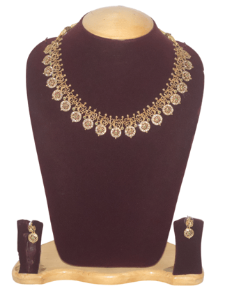 Exquisite Gold Necklace Set with Matching Earrings - Timeless Elegance