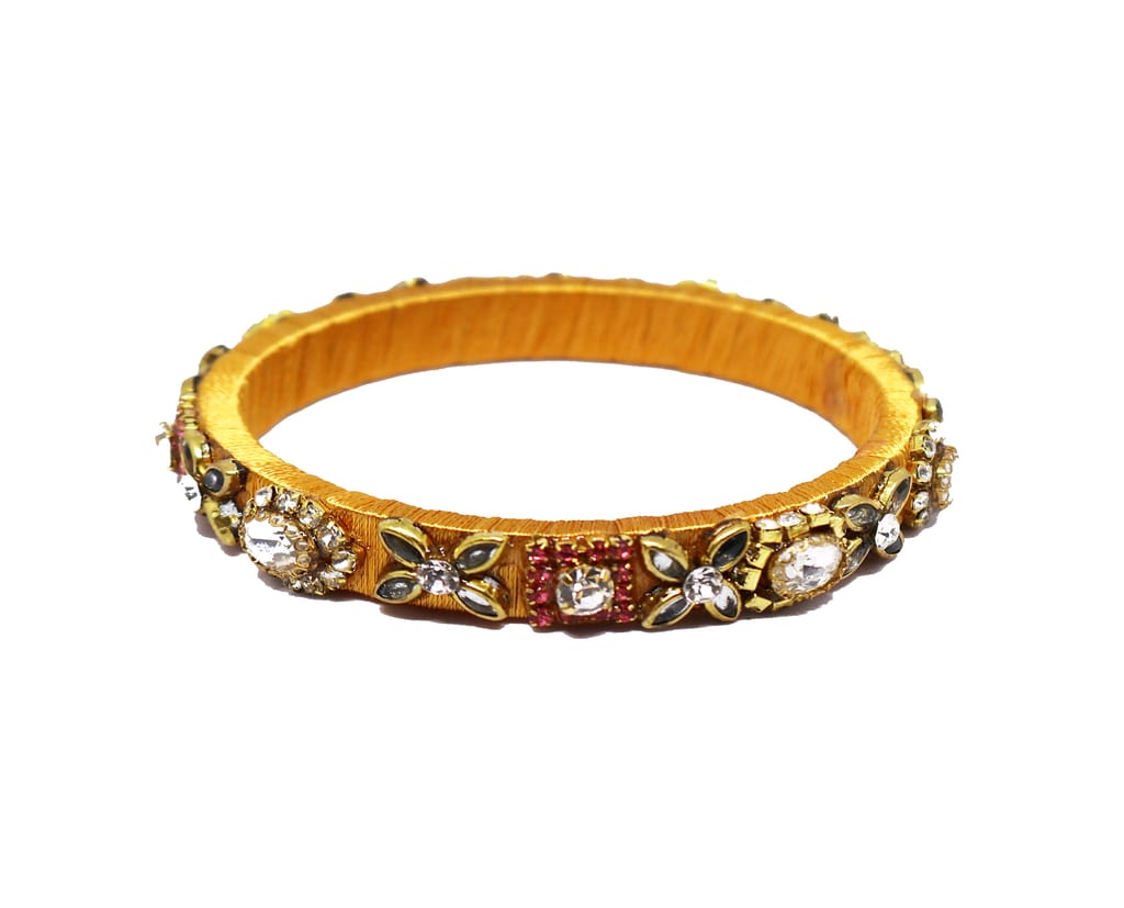 Exquisite Thread Gold Bangles with Sparkling Embellishments