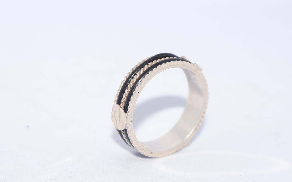 Silver coated Ring with Black Accents - Elegant and Timeless