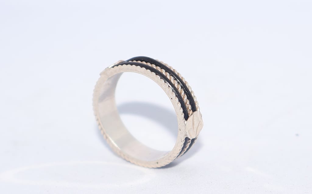 Silver coated Ring with Black Accents - Elegant and Timeless