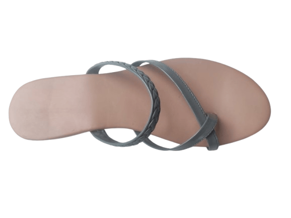 Elegant Minimalist Sandals with Braided Strap Detail