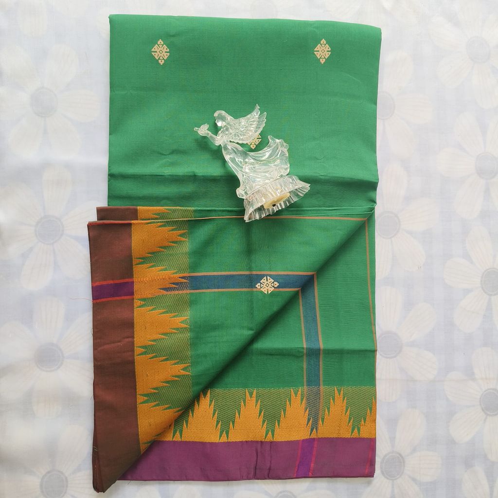 Cotton Saree without Blouse Green color
