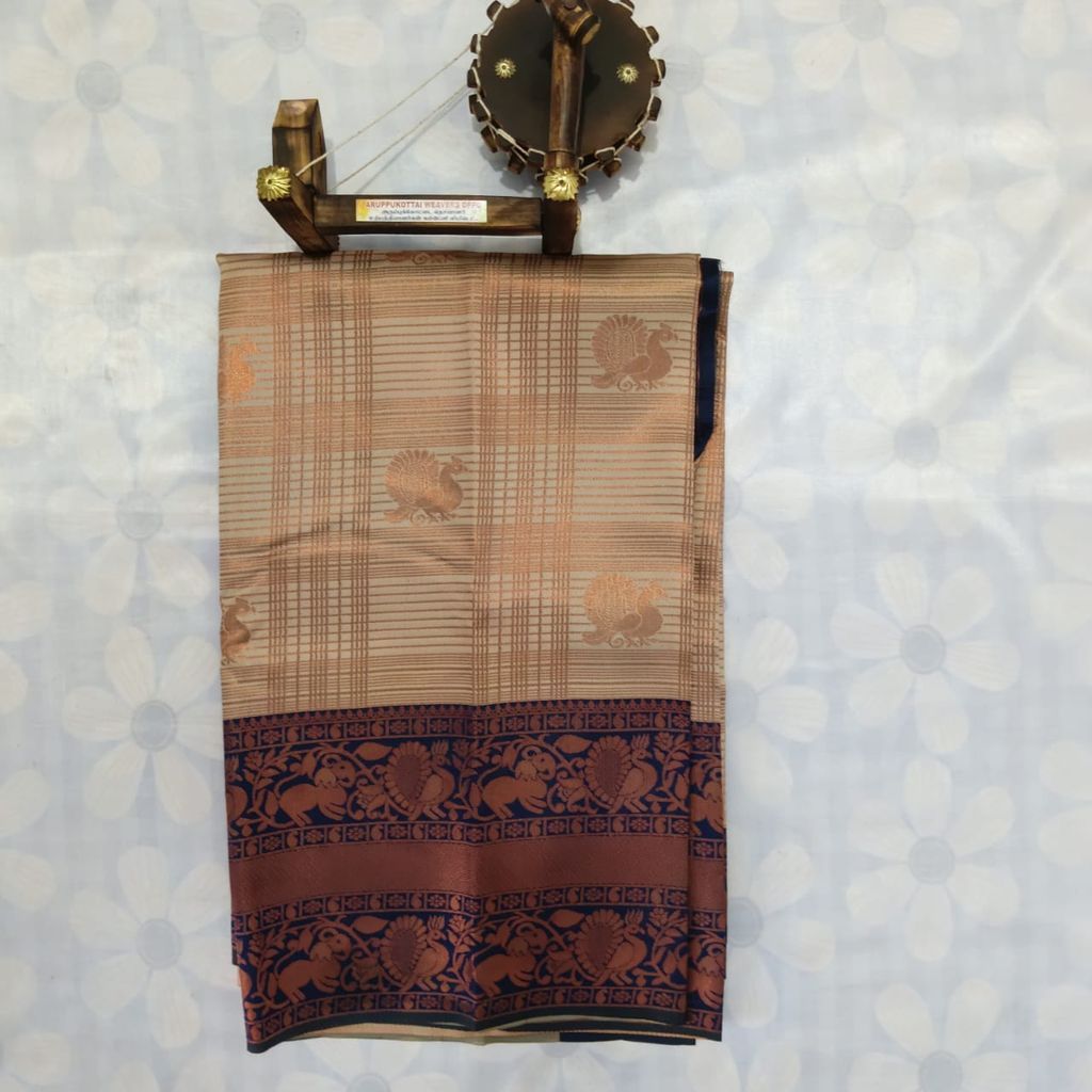Self design Kubera Silk Cottton Saree with Blouse