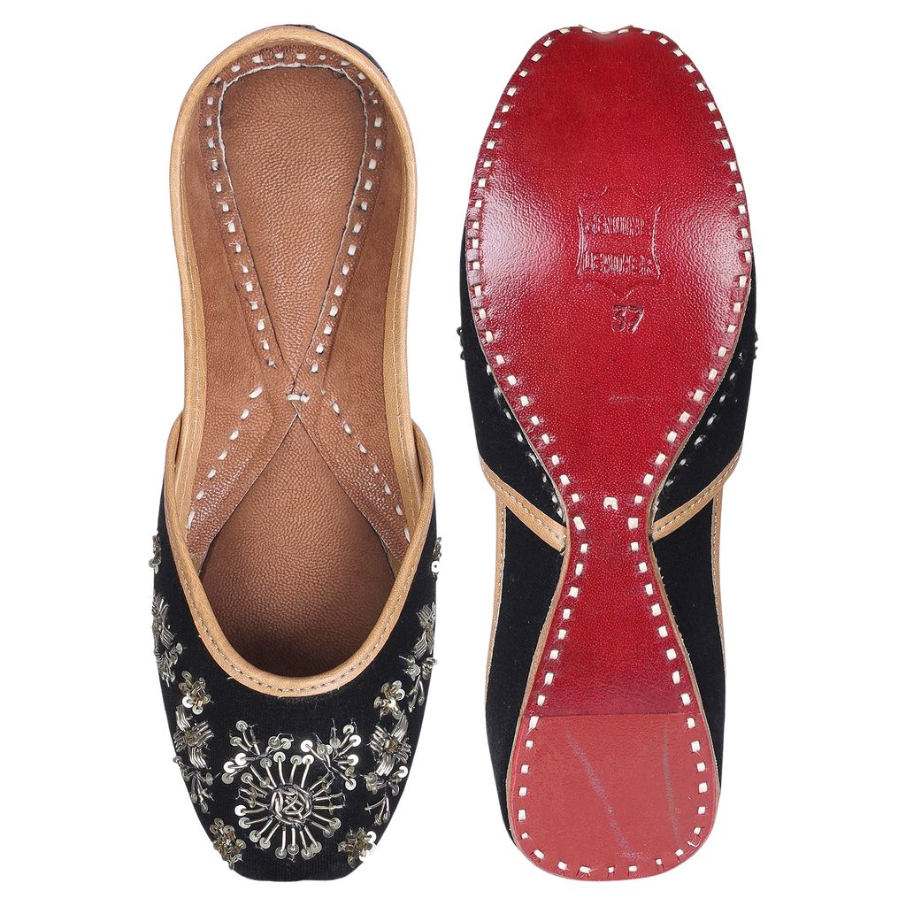 RSK ETHNIC WEAR, Black Color Embroidered Handmade Jutti for Women with Soft Leather and Double Cushion