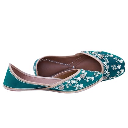 RSK ETHNIC WEAR, Green Color Embroidered Handmade Jutti for Women with Soft Leather and Double Cushion