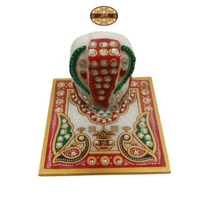 Handcrafted Marble Chowki with Ganesh Figurine, 10cm x 10cm x 9.5cm