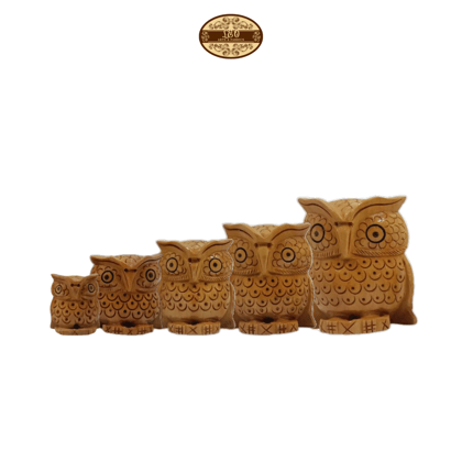 Handcrafted Wooden Owl Family Figurines, Set of 5, Plain Design, 3.5-8cm