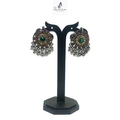 SAMIRA Luxury Handcrafted Necklace Jewellery Set with Ear Rings Oxidized Round Pendant