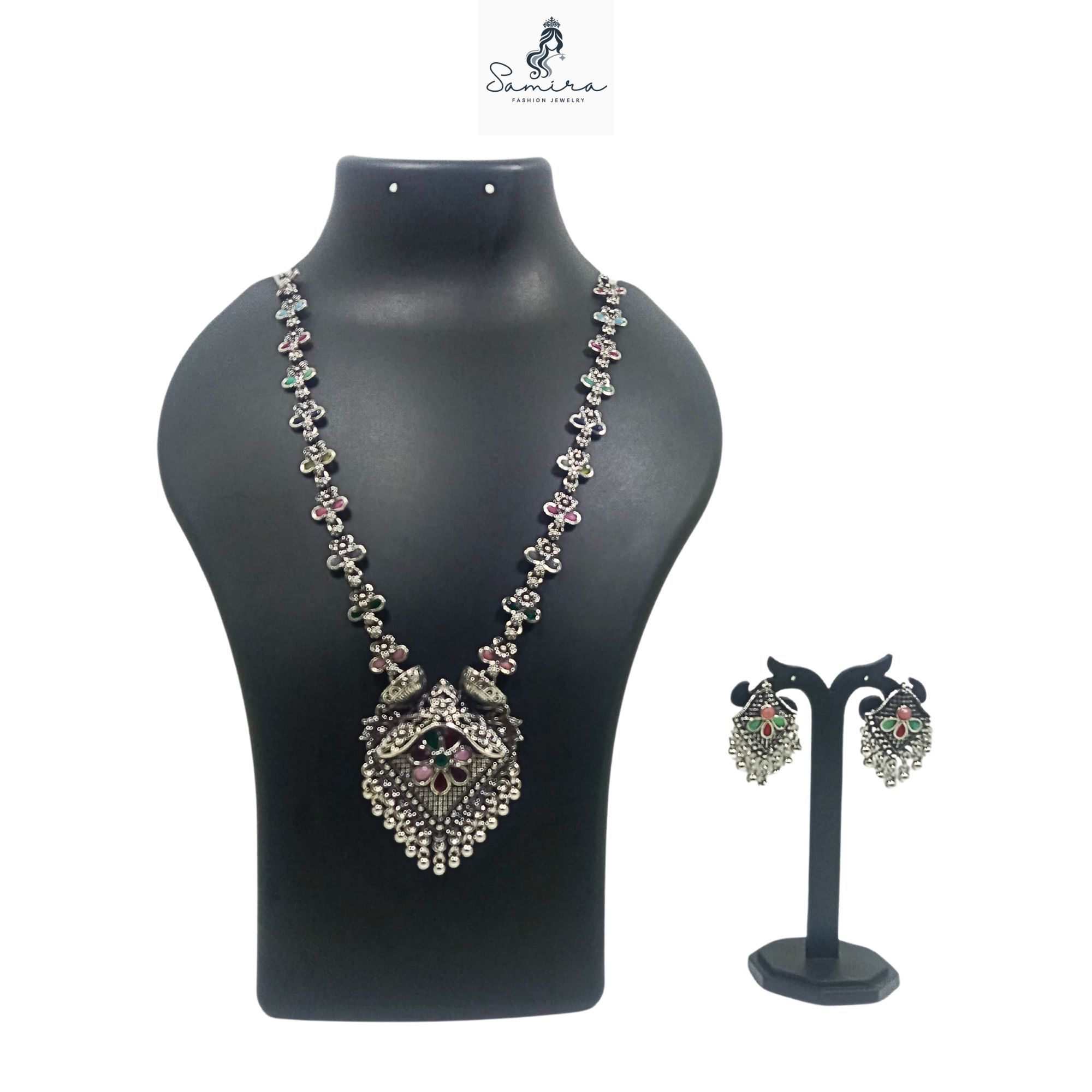 SAMIRA Luxury Handcrafted Necklace Jewellery Set with Ear Rings Oxidized Diamond Pendant