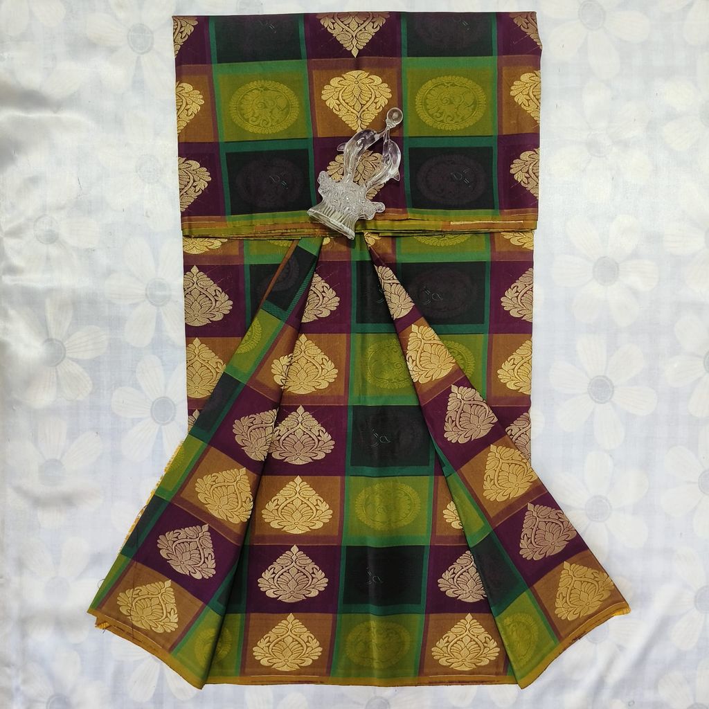 Silk Cotton Saree With Blouse