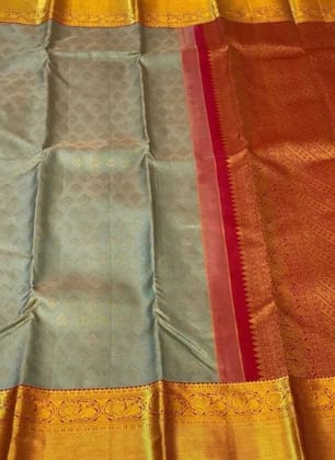 Elegant Floral Saree with Contrasting Border
