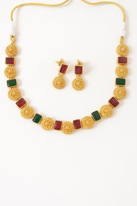 Gold-Toned Necklace & Earring Set with Gemstones - Elegant Indian Jewelry Gold-Toned Necklace & Earring Set with Gemstones - Elegant Indian Jewelry