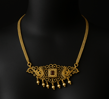Charming Gold Necklace Charming Gold Necklace