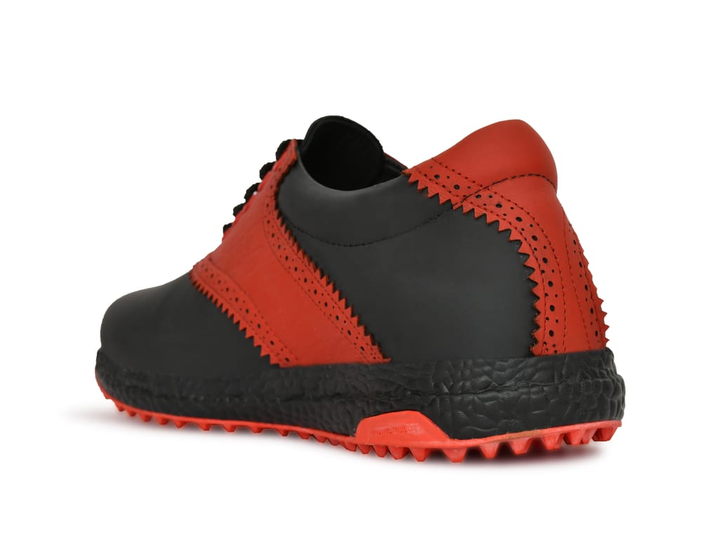 Chic Men HITCARO Men's Leather Lace-up Professional Golf Shoes 2025 at ShopCircuit | ONDC