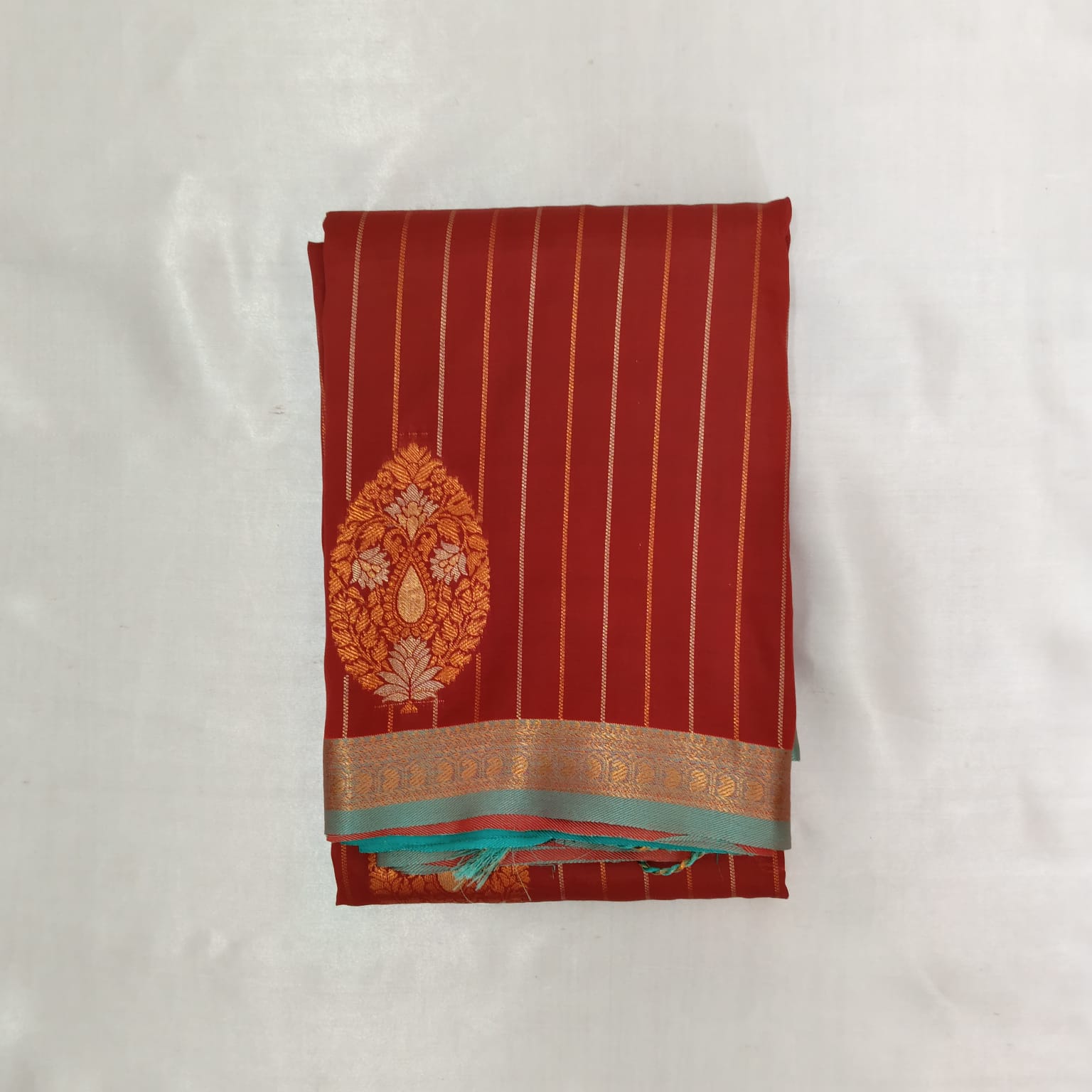 Vairaoosi Soft Silk Saree with Blouse - Red
